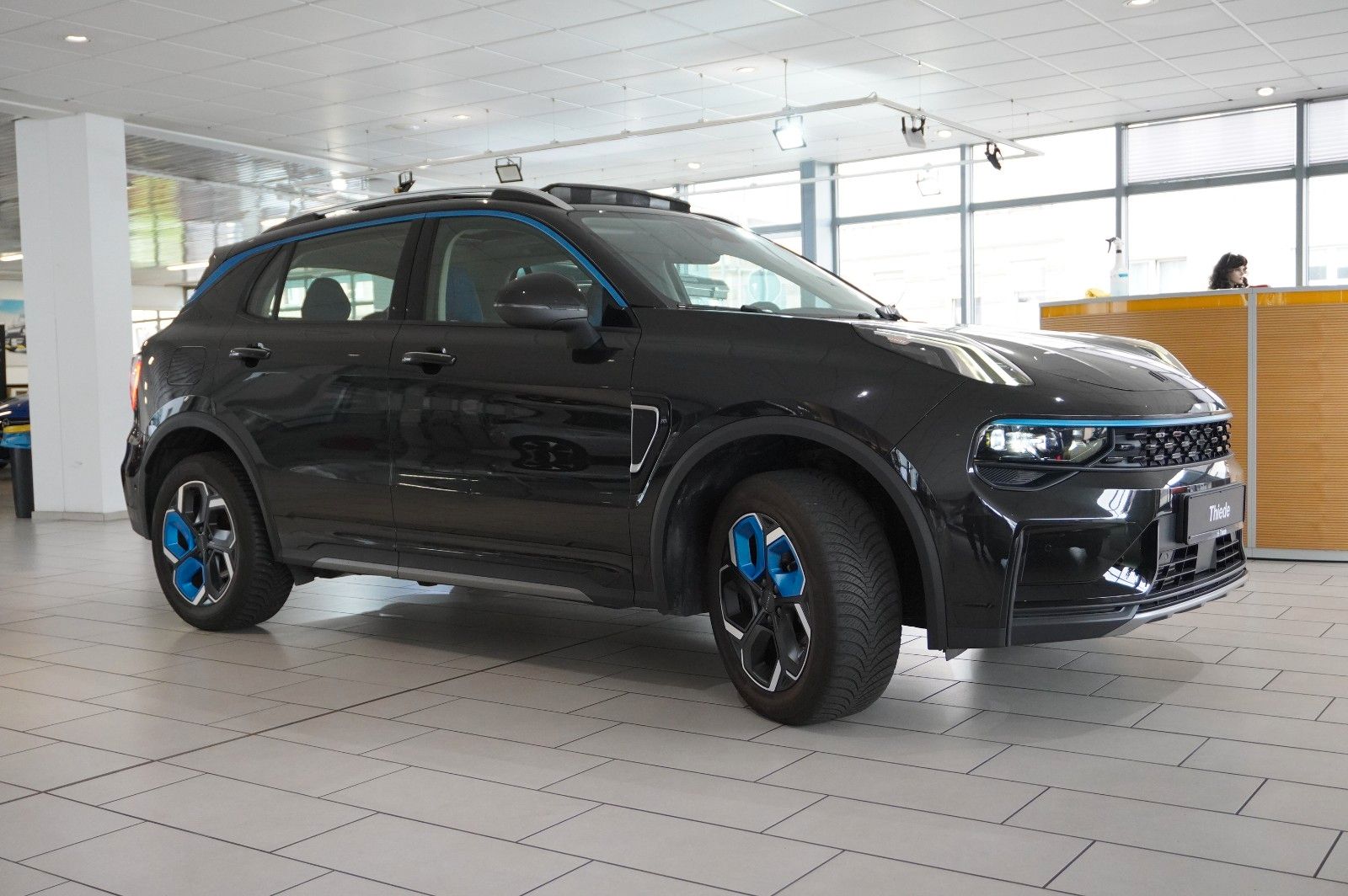 Fahrzeugabbildung Lynk&Co 01 1.5T HEV HYBRID NAVI/LED/SPORT/VIRT./PANO/DAB
