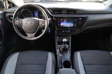 Toyota Auris - 10