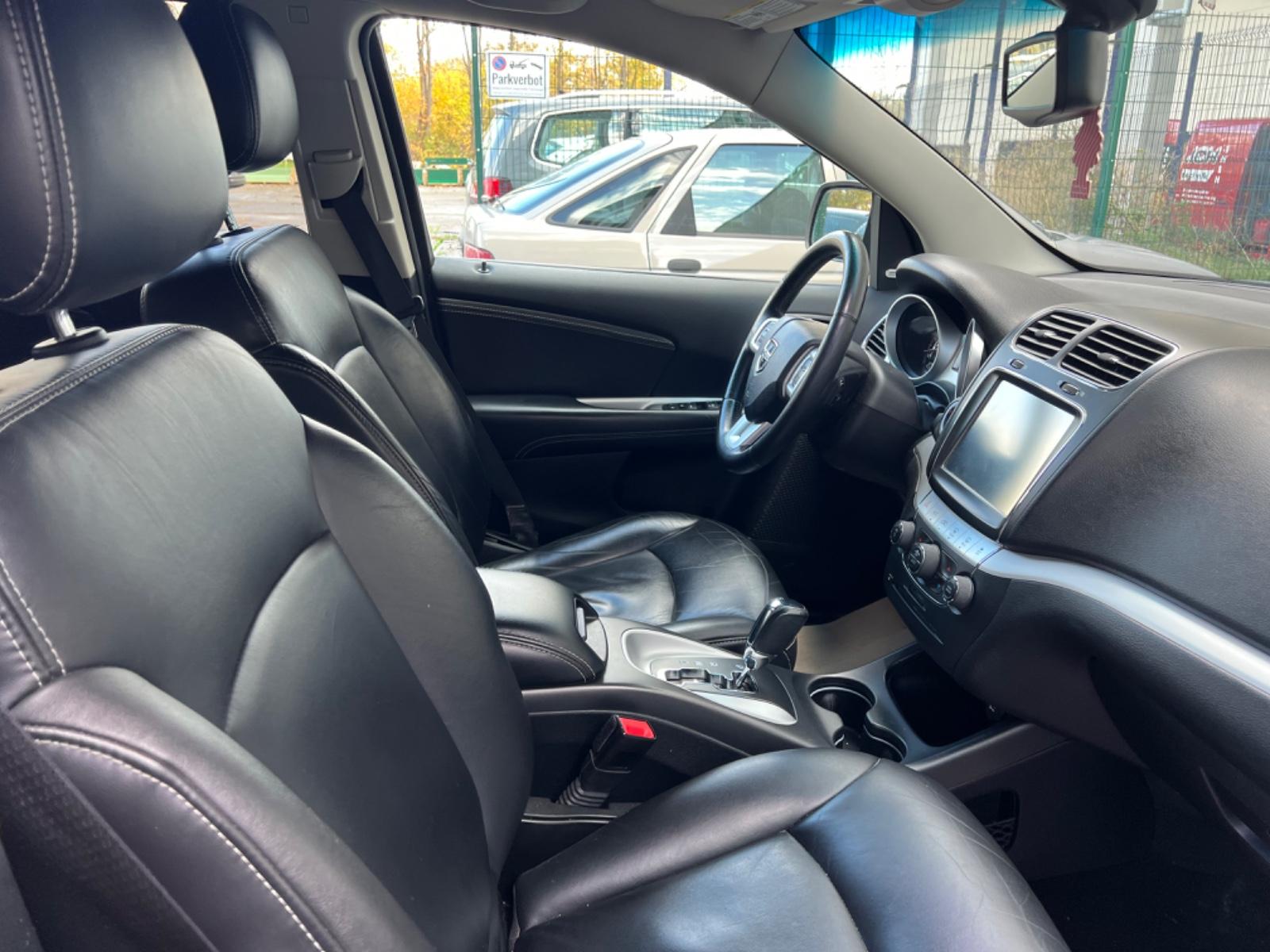 Dodge Journey R/T 3.6 287ch 4x4 - Toit ouvrant - Pneus été - Volant chauffant - Sièges chauffants éléctriques