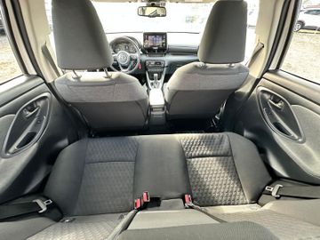 Toyota Yaris - 8