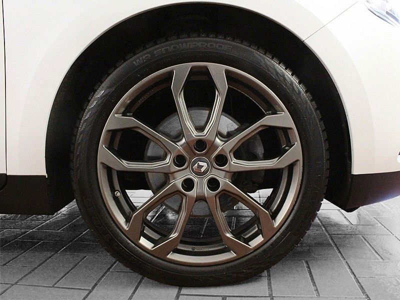 Fahrzeugabbildung Renault Grd Scenic Tce 140 Deluxe*R-Link*Sitzhzg*