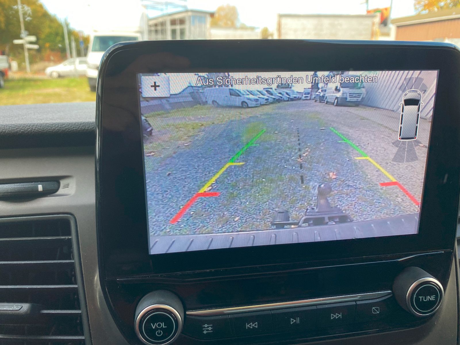 Fahrzeugabbildung Ford Transit Custom Kasten 300 L2 Trend,AHK,Automatic