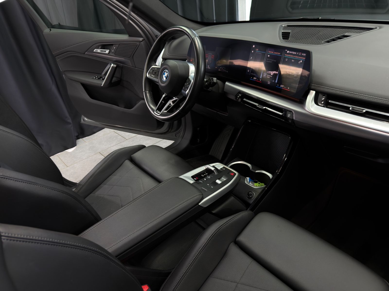 Fahrzeugabbildung BMW X1 xDrive 25e M Sport |HiFi|LED|1.HAND