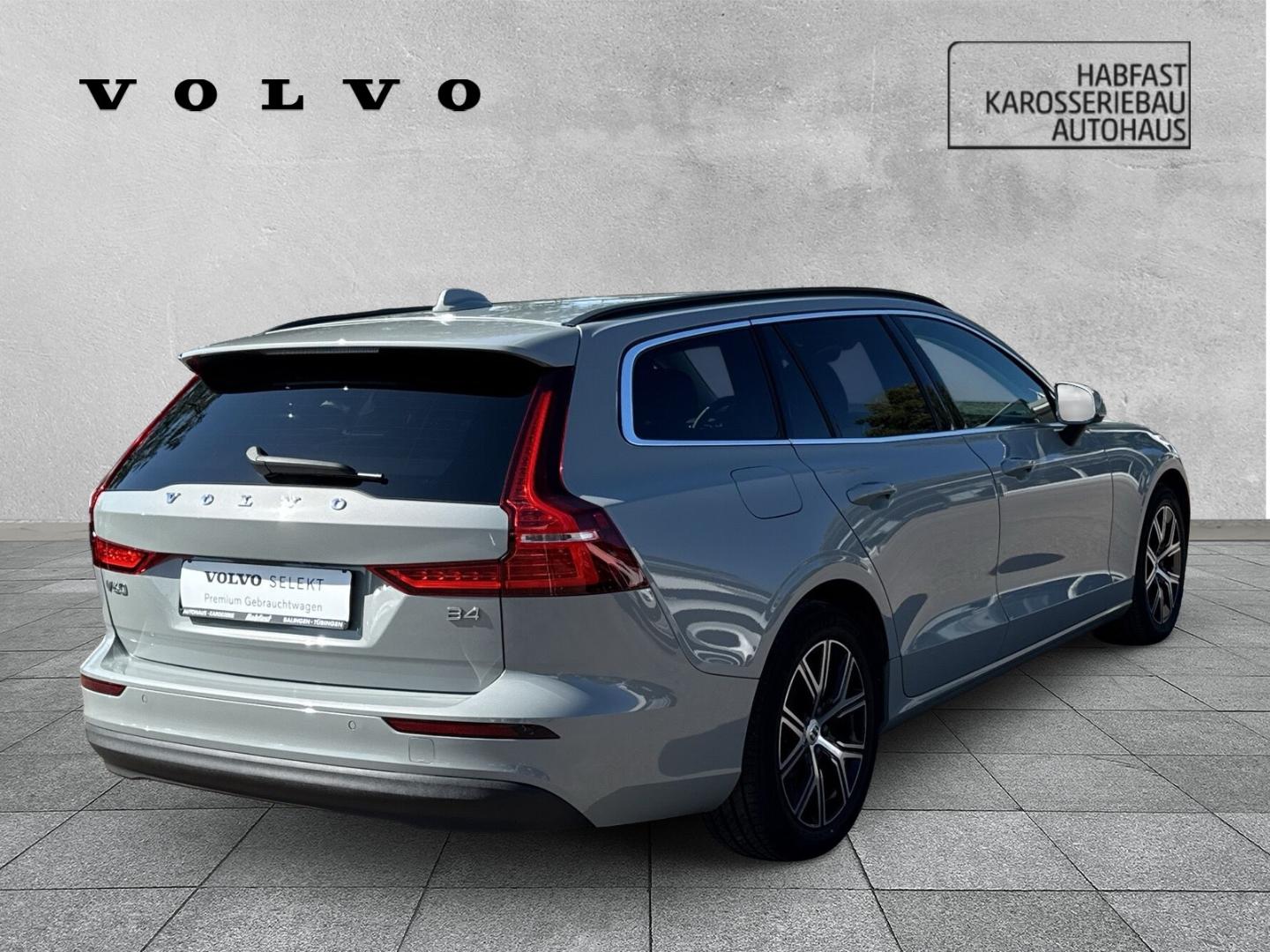 Volvo V60 Core B4 Dig. Cockpit Memory LED Soundsystem 