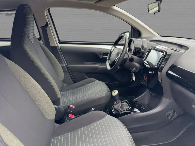Foto Nummer 9: PEUGEOT 108