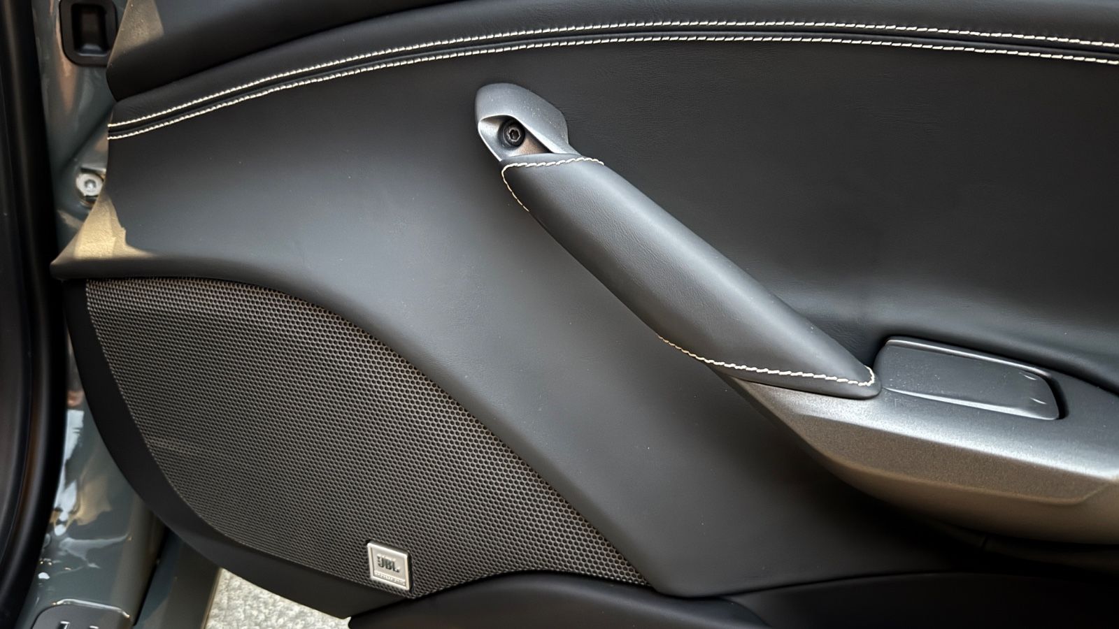 Fahrzeugabbildung Ferrari 488 GTB*ATELIER*Racing Seats*JBL*Sonderlack