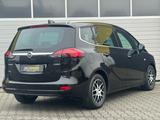 Opel Zafira Innovation 1.Hand/LHZ/NAVI/Garantie - Opel Zafira Innovation mit Benzin-Antrieb