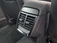 SKODA Scala Selection ALU LED SHZ VC PDC 5J Garantie