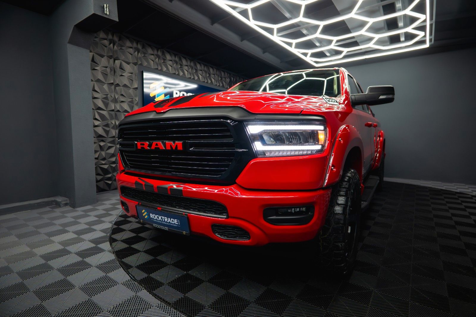 Fahrzeugabbildung Dodge RAM 5.7 V8 HEMI 4x4 RED DEVIL Offroad LONGBED
