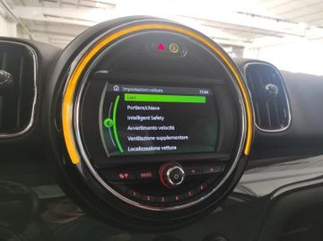 MINI One Countryman - 11