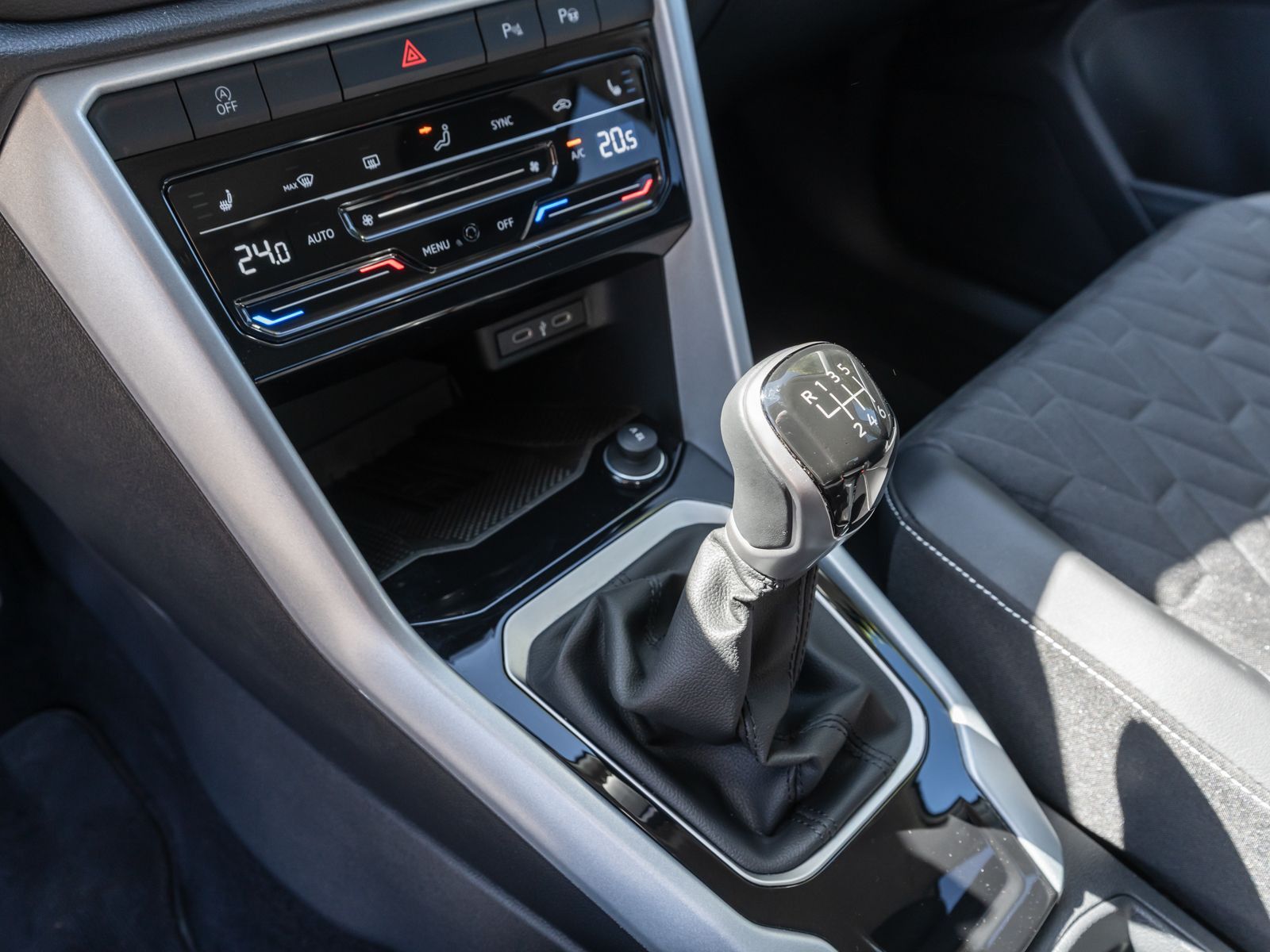 Volkswagen T-Roc - Bild 16
