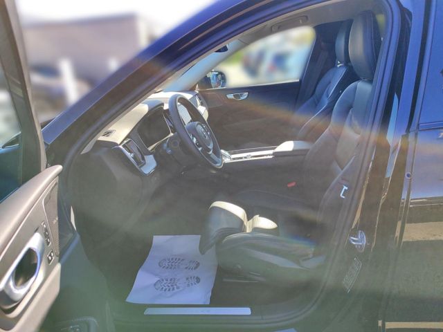 VOLVO XC 60 (Bild 15 von Array)