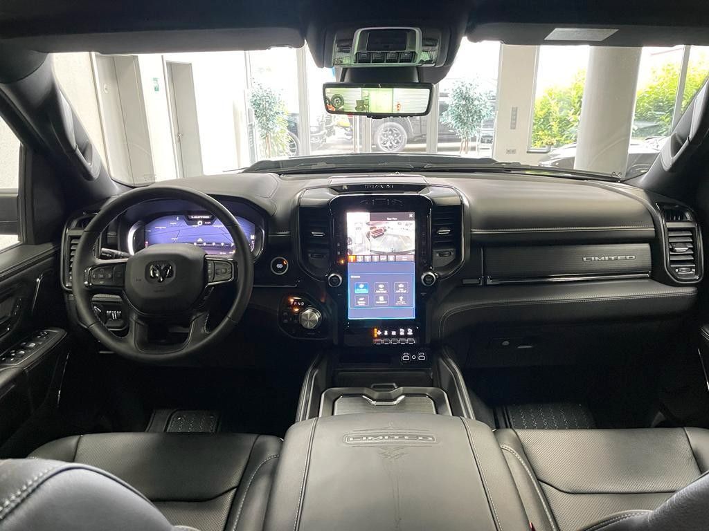 Fahrzeugabbildung Dodge 2023 LIMITED NIGHT EDITION-HUD-TAILGATE-LUFT