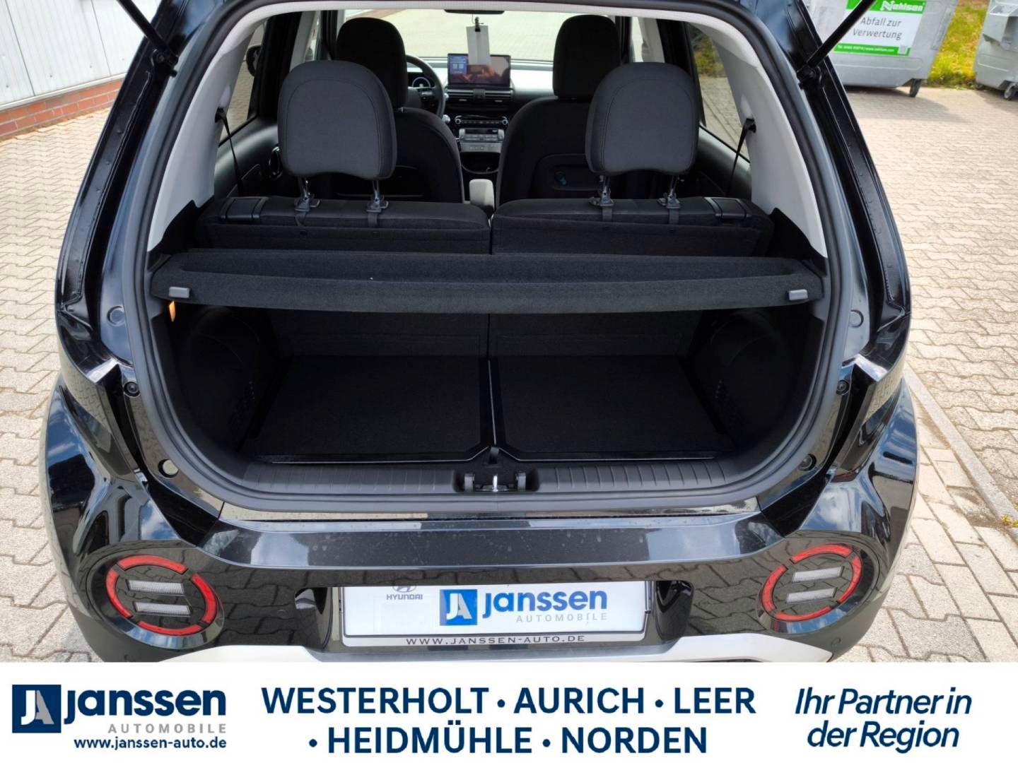 Fahrzeugabbildung Hyundai INSTER EV Trend Effizienz-Paket,Dachreling