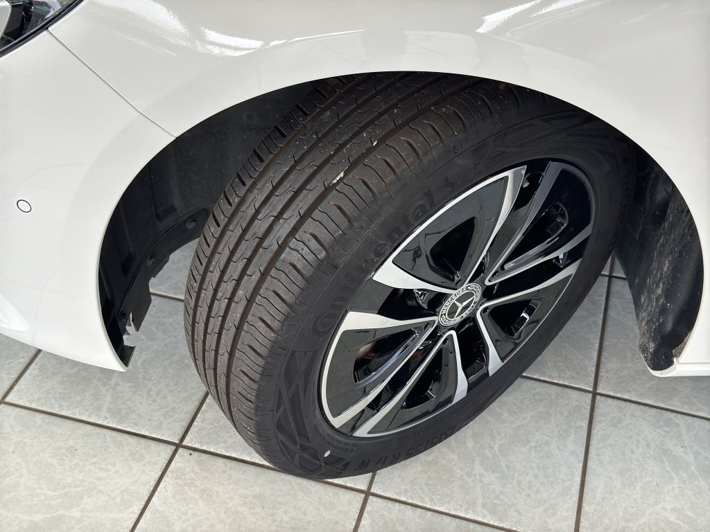 Fahrzeugabbildung Mercedes-Benz B 200 LED*PDC*ParkAss*SpurH*SpurW*el.Heck*ACC*LM