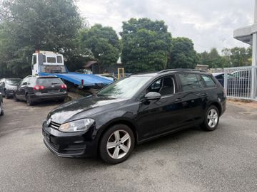 Volkswagen Golf - 2