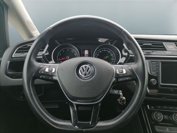 Volkswagen Touran Highline 1.4 TSI DSG BMTStart-Stopp