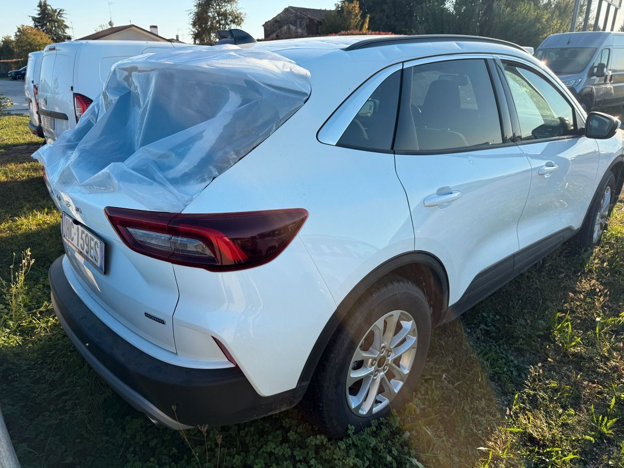 Other Ford Kuga 2.5 Full Hybrid 180 CV CVT 2WD Titaniu imagem 3
