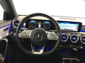 Mercedes-Benz CLA 220SB AMG-LINE DSG KAM LED NAV PANO SHZ TEMP