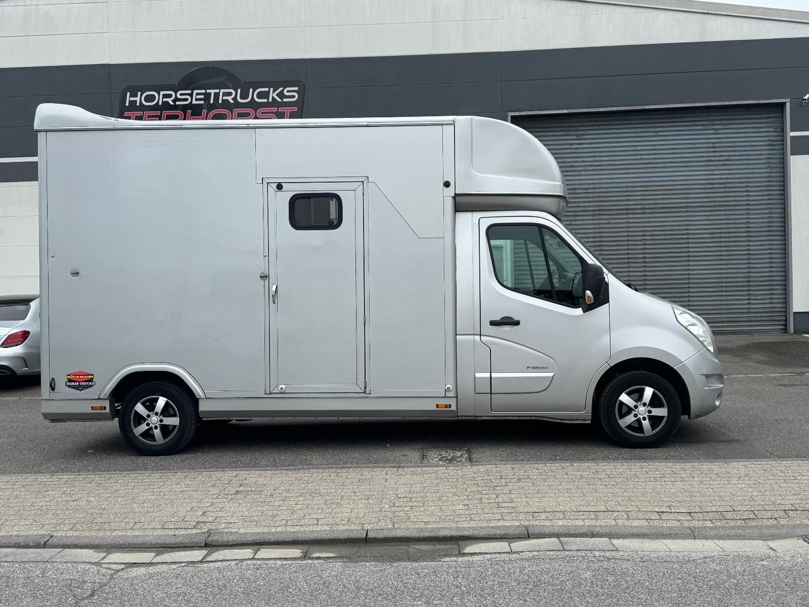 Renault Master gebr Böckmann 2Horse m. Aufenthaltltsraum