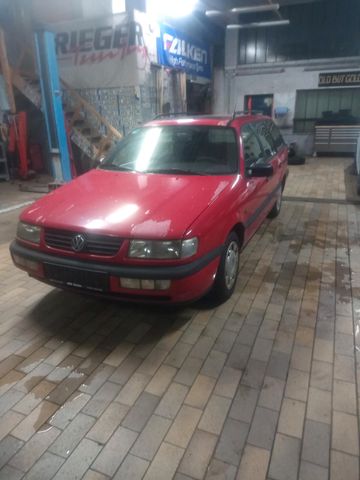 Volkswagen Passat 35i