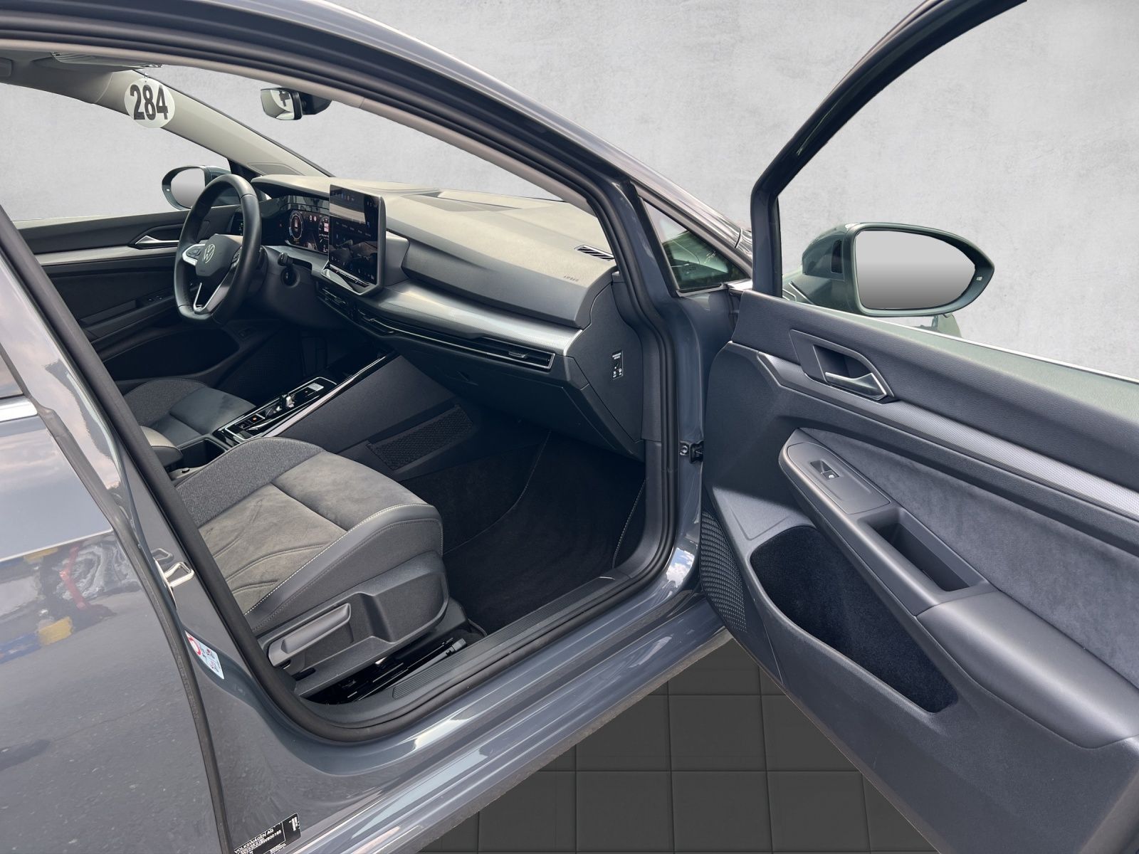 Golf VIII Variant Style 1.5 eTSI DSG Navi*Pano*K
