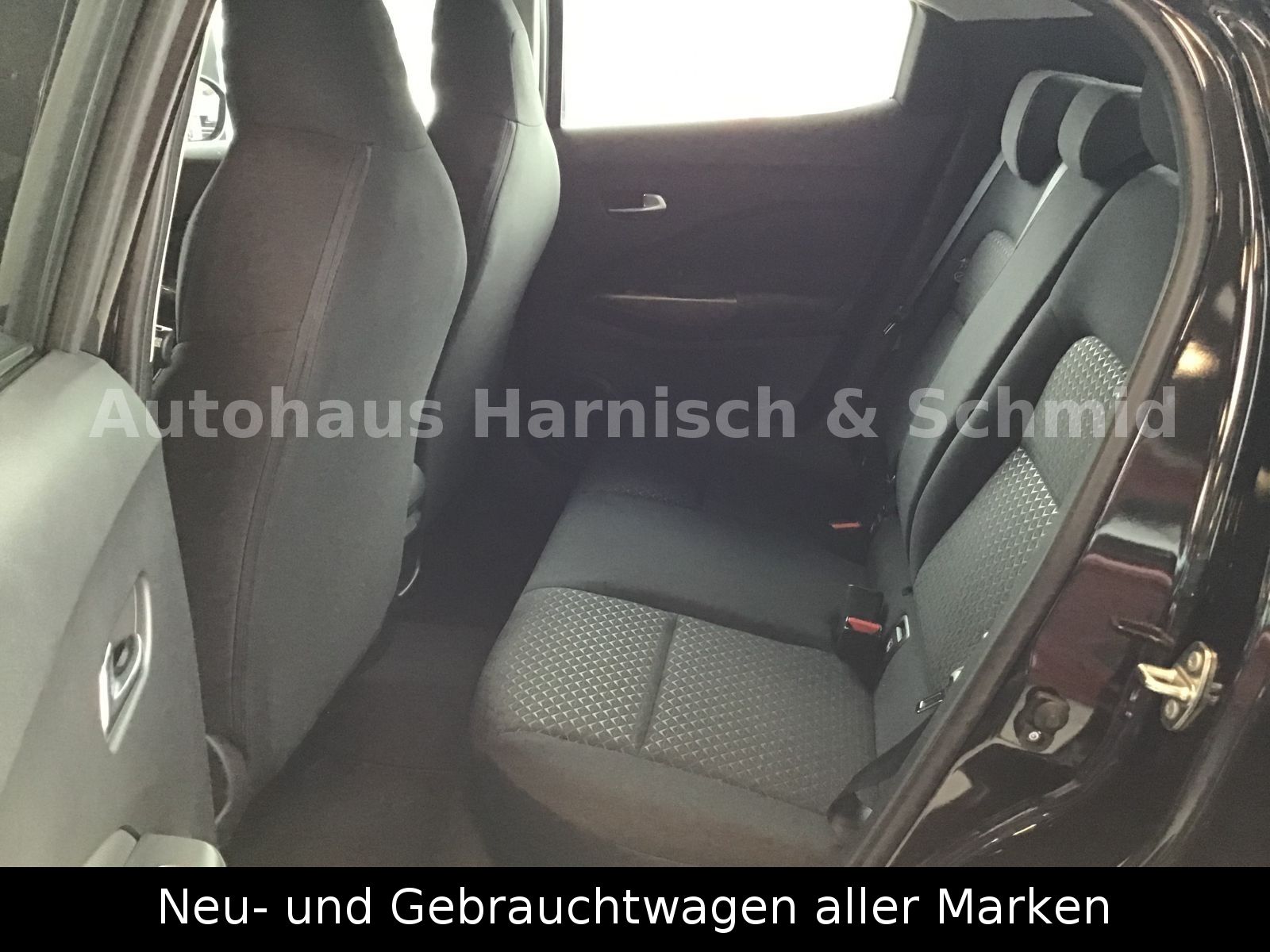 Fahrzeugabbildung Nissan Juke 1.0 DIG-T Schaltgetriebe - Acenta - Navi