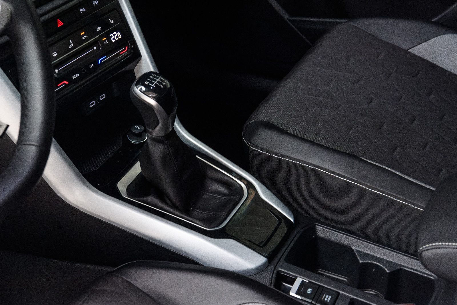 Volkswagen T-Roc - Bild 21