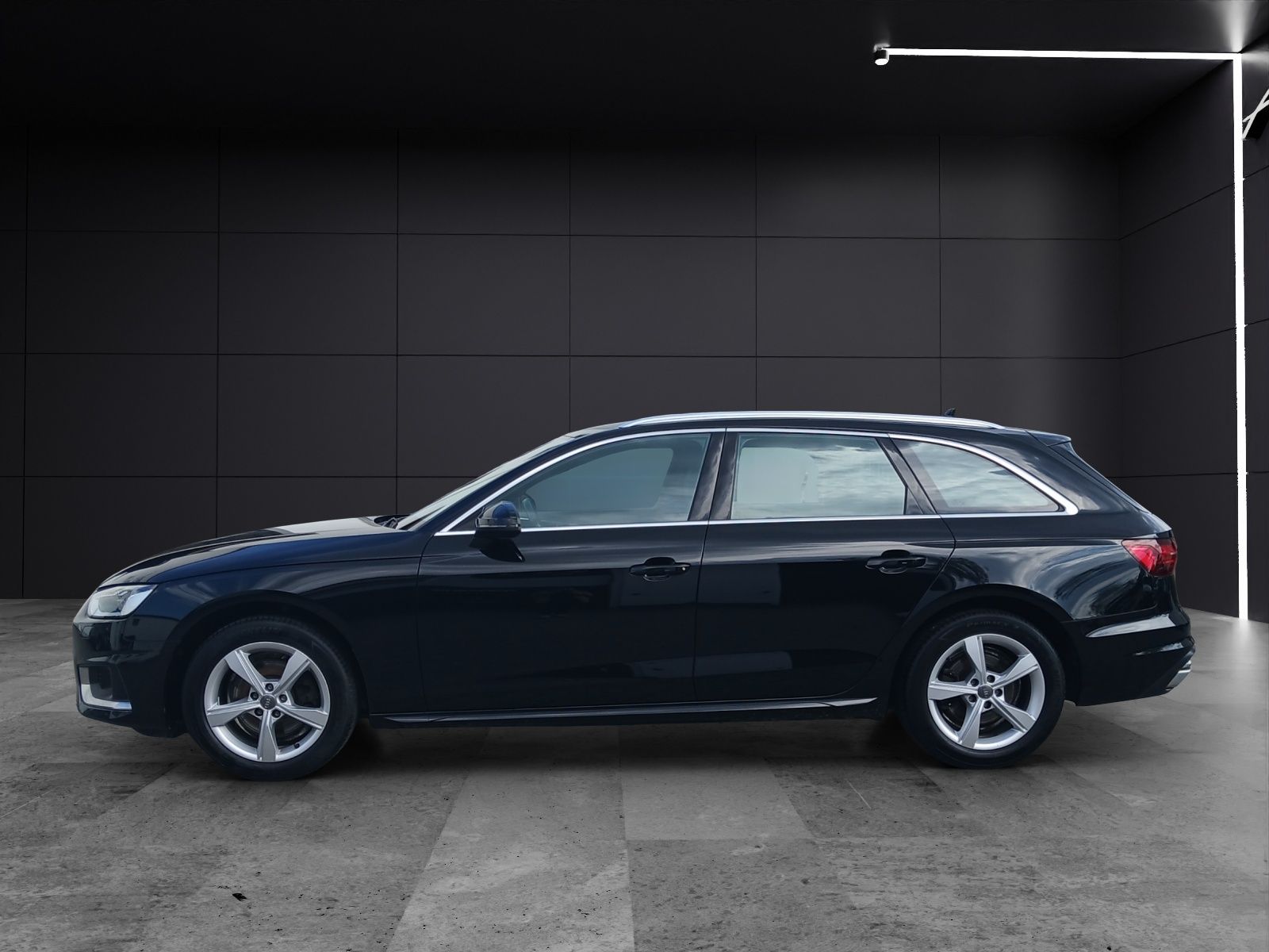 Fahrzeugabbildung Audi A4 Avant 35 TFSI advanced S-tronic LED Navi Lede