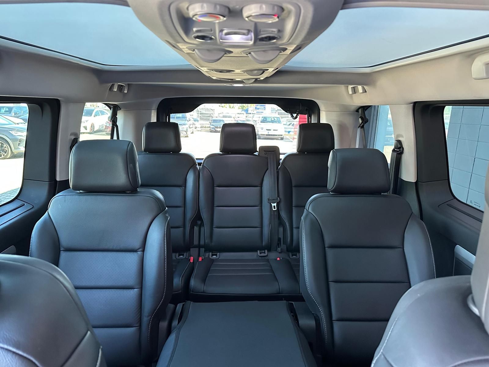 PEUGEOT Traveller 2.0BHDI Allure L2 *PAN#HUD#SHZ#ACC#XEN - Image 17