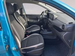 Fahrzeugabbildung Hyundai i10 Select KLIMAANLAGE PDC SITZHEIZUNG TEMPOMAT