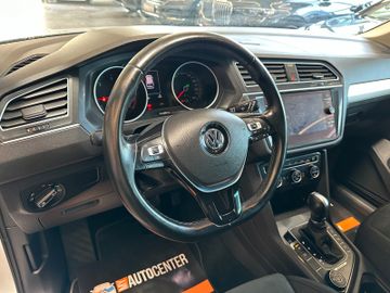 Volkswagen Tiguan *R-Line*Spurhalte*ACC*LED*AHK*Massage*