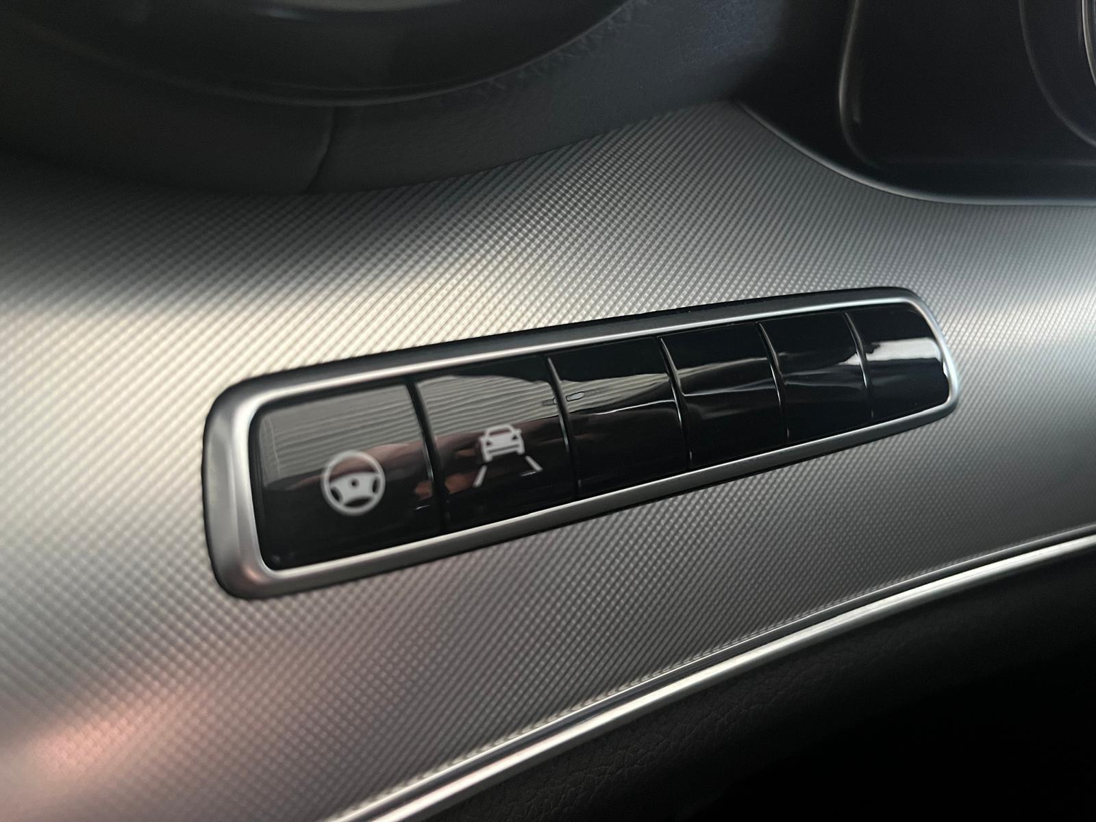 Mercedes-Benz E 300d Cabrio *AMG*LED*AHK*Multibeam*CarPlay*BT*