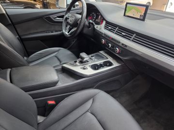 Audi Q7 - 12