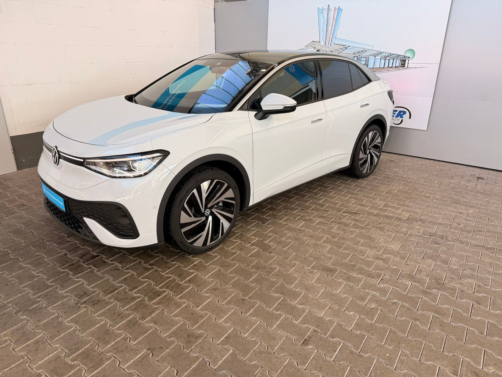 Fahrzeugabbildung Volkswagen ID.5 Pro 210kW UPE.67.116.- AHK + MATRIX