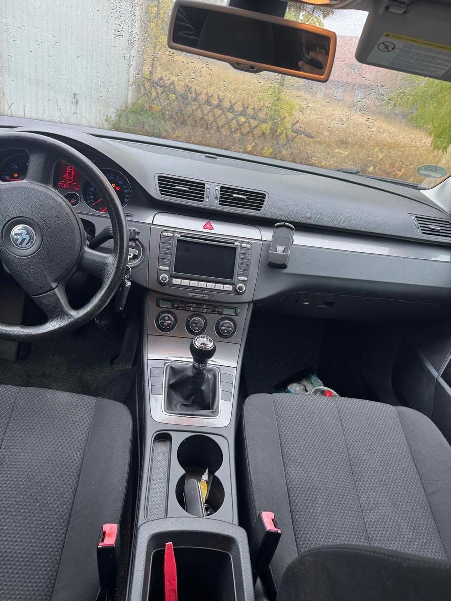 Volkswagen Passat 2008 — photo 12