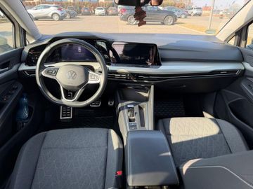 Volkswagen Golf - 6