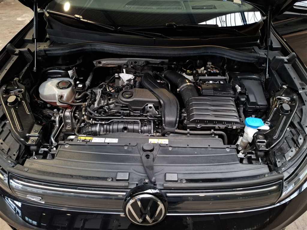 Volkswagen Tiguan R-Line 1.5 eTSI DSG Infotainmentpaket Nav, миниатюра 22