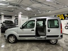 Fahrzeugabbildung Renault Kangoo 1.5 dCi Edition Campus / Klima AHK