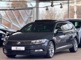 Volkswagen Passat*Variant*R-Line*2.0 TDI*DSG*PANO*AHK*DCC* - Volkswagen: TDI
