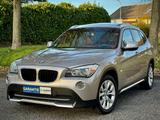 BMW X1 sDrive20d Aut. Sport * Pano*Leder*Navi*Xenon - BMW X-Reihe aus 2010