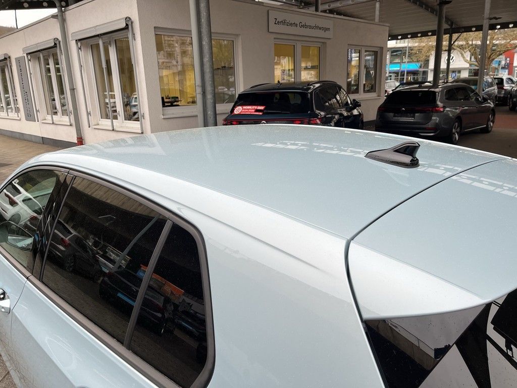 Volkswagen Golf - Bild 13