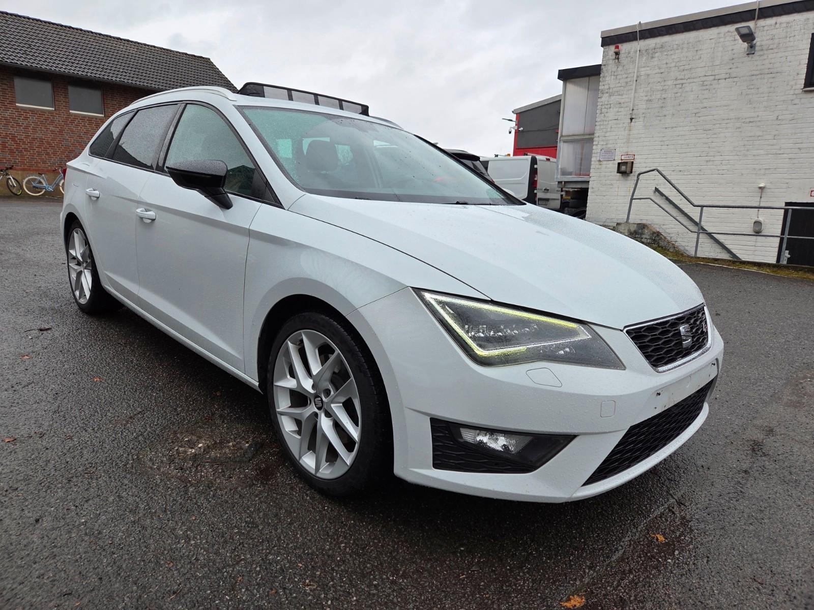 Seat Leon 2.0 TDI ST FR Navi Panorama LED