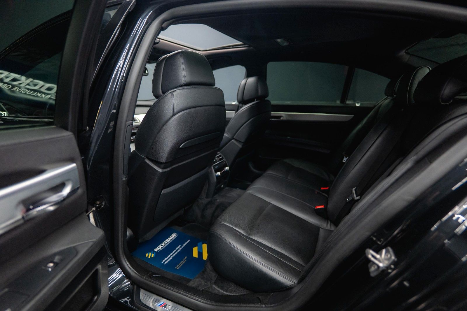 Fahrzeugabbildung BMW 740d M-Sport Black Edition *FULL Options*LESEN!*