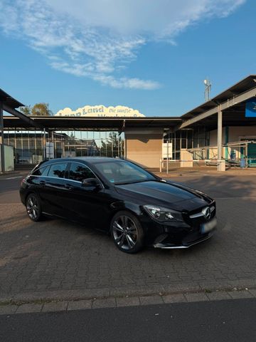MERCEDES-BENZ Mercedes CLA 200d Shooting Brake Automatik...