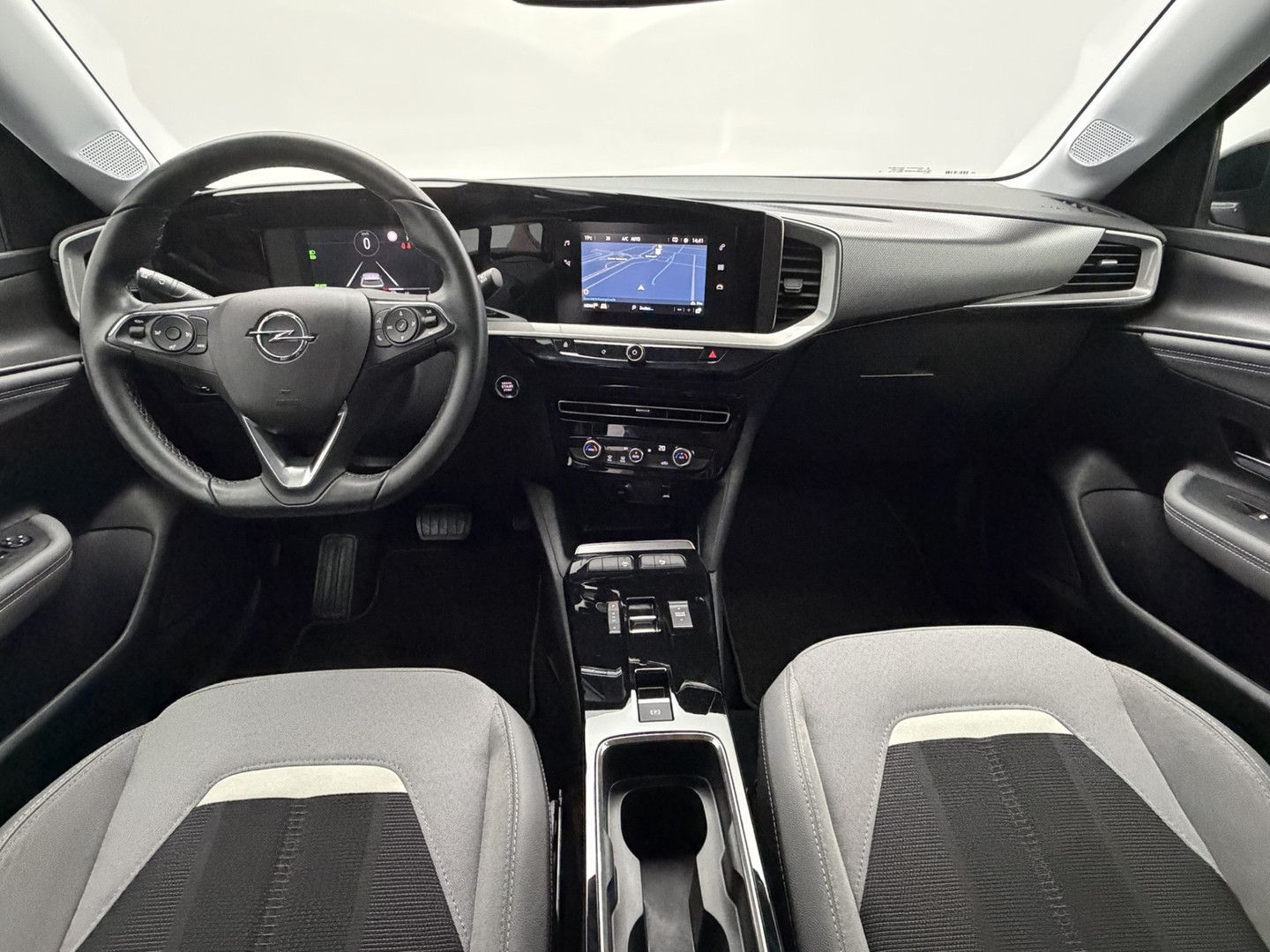 Opel Mokka-e Electric Elegance 3-Fase SOH 97,7 | Warm imagem 2