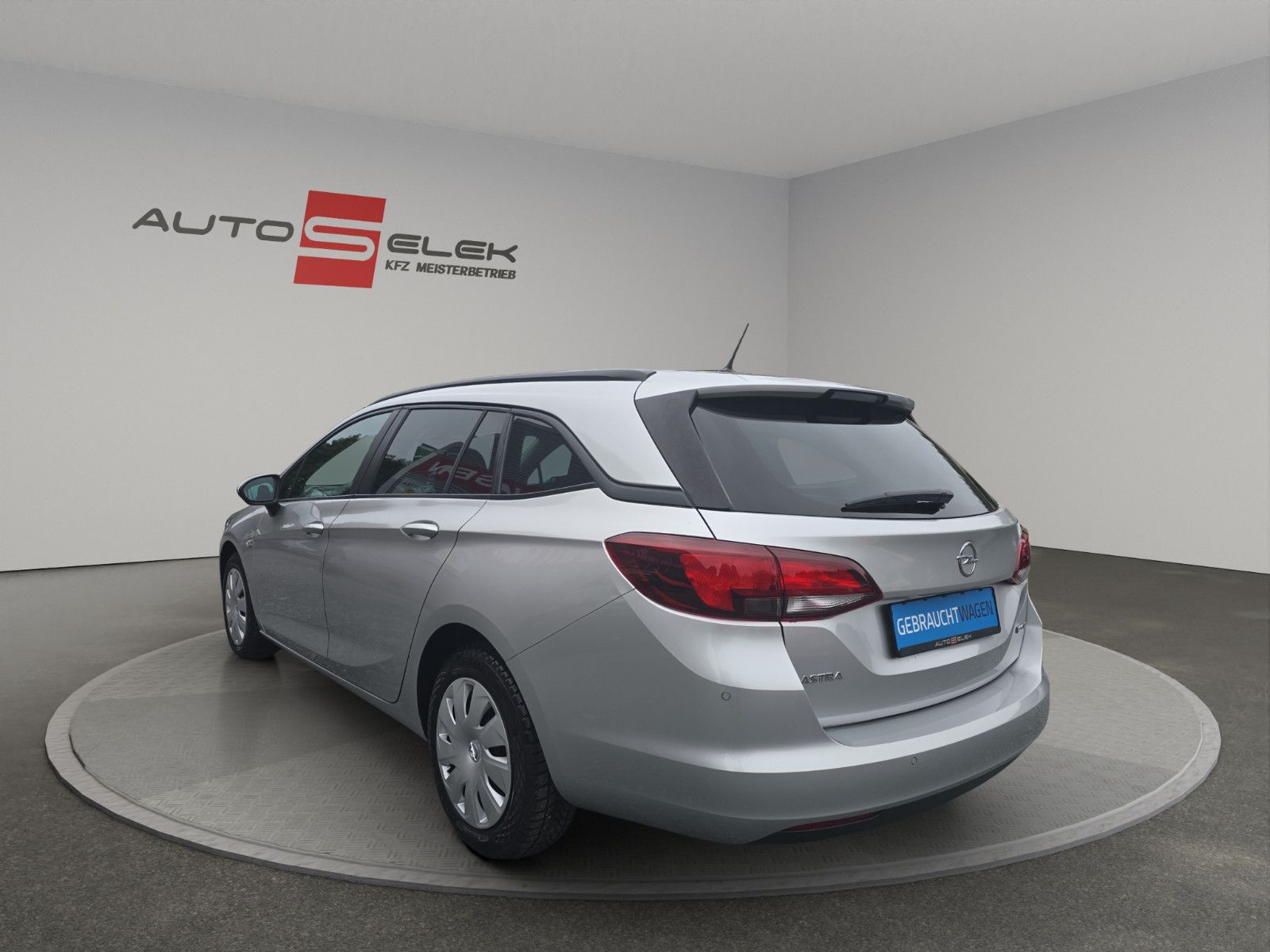 Fahrzeugabbildung Opel Astra K Sports Tourer Business/Lenkradheizung/