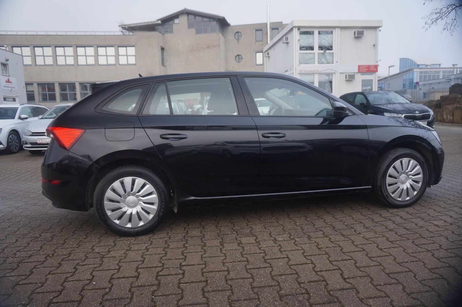 Skoda Scala AUT*Ambi.AHK*TEMP*SHZG*LED*SPUR*FRONTASIST