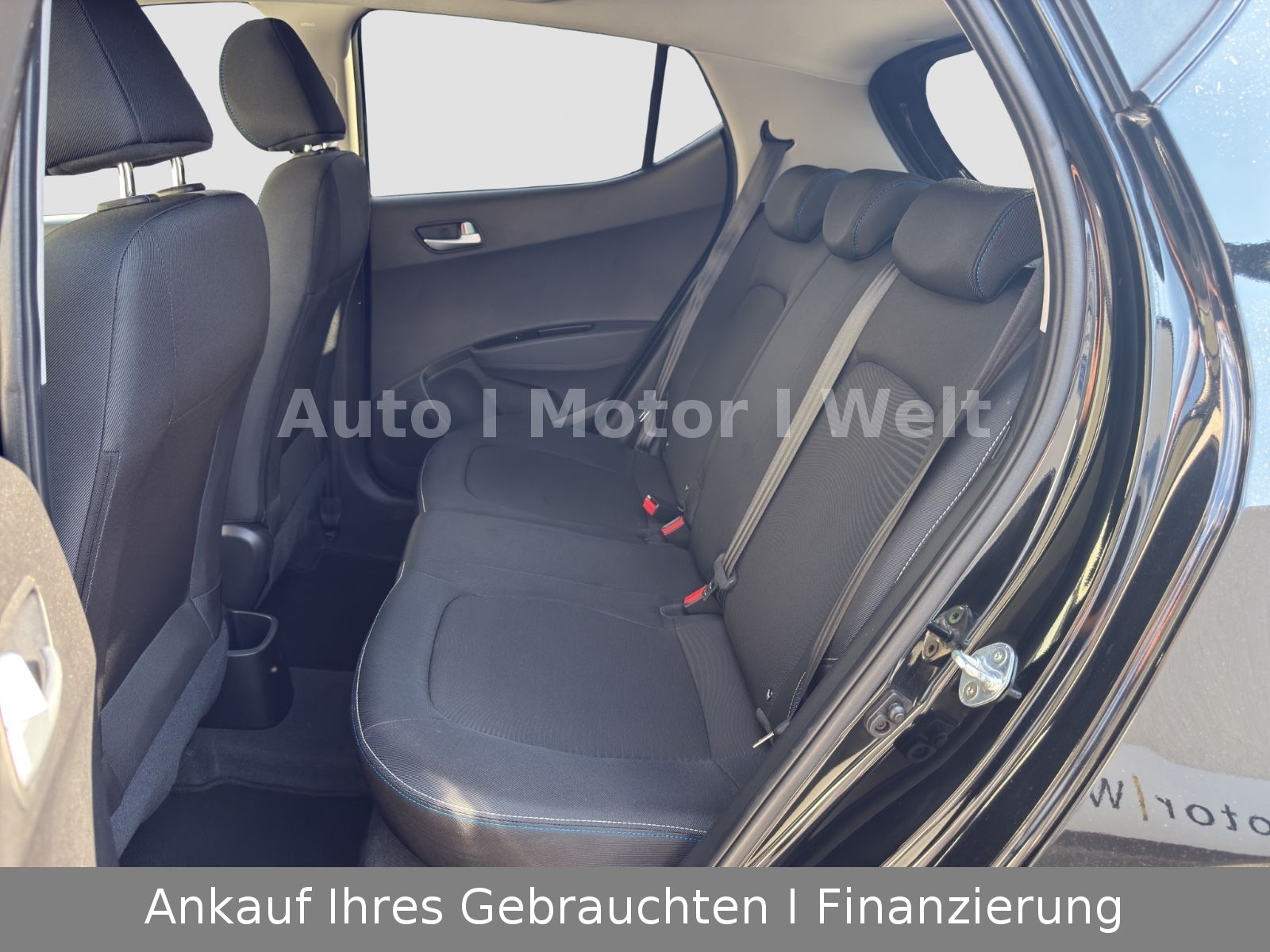 Fahrzeugabbildung Hyundai i10 Passion SHZ/AC-AUTO/ALU/LKRDHZG/BLUETOOTH