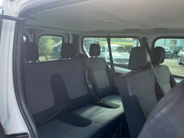 Opel Vivaro - 12